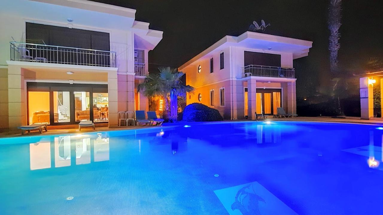 The Wind Sycamore Holiday Villas In באלאק מראה חיצוני תמונה